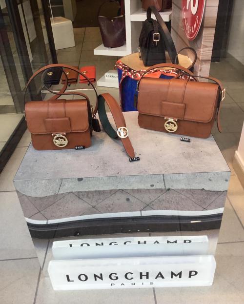 Nouvelle vitrine Longchamp